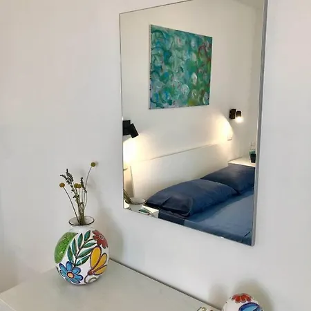 See To Sea Apartment