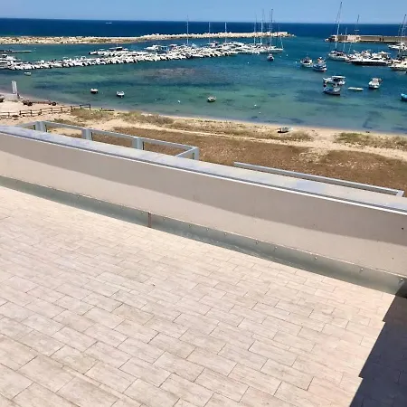 See To Sea Apartment